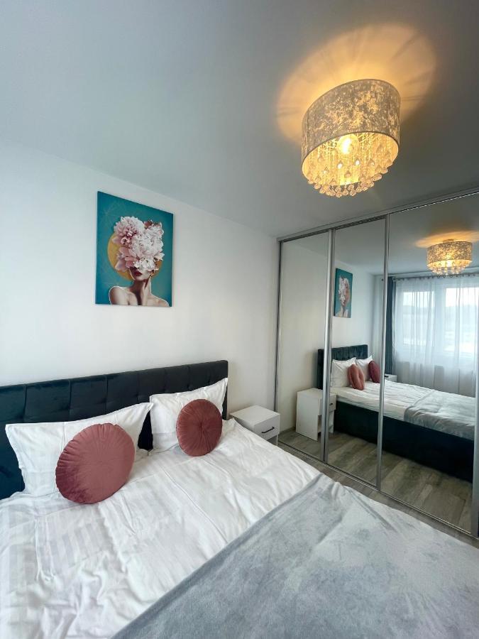 Travelway Apartment *